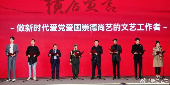 早婚早育和晚婚晚育哪个更利于女性的职业生涯发展？游戏画面
